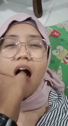 Hijab kacamata